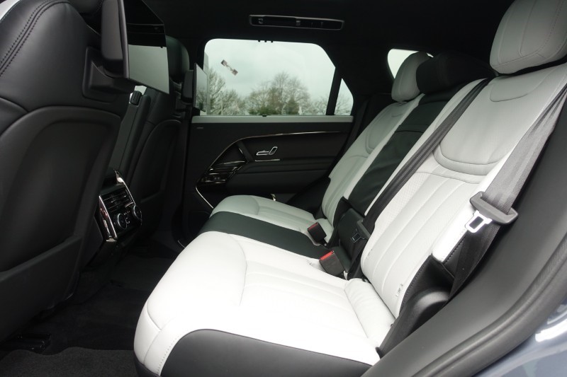 2024 (24) LAND ROVER RANGE ROVER SPORT 3.0 D350 Autobiography 5dr Auto 5016848