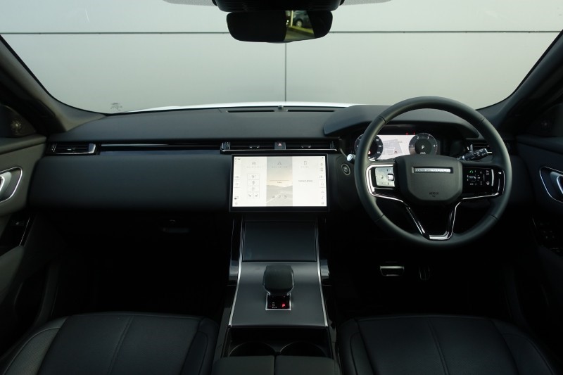 2025 (25) LAND ROVER RANGE ROVER VELAR 2.0 D200 MHEV Dynamic SE 5dr Auto 5078367