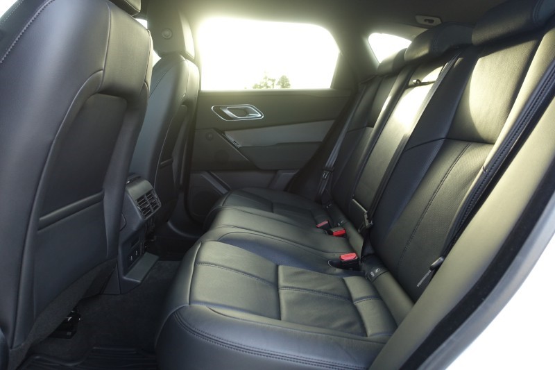 2025 (25) LAND ROVER RANGE ROVER VELAR 2.0 D200 MHEV Dynamic SE 5dr Auto 5078362