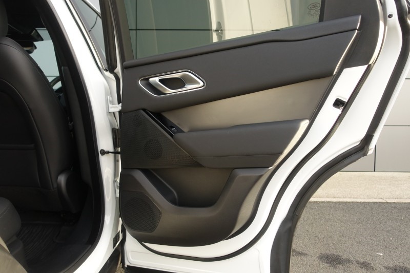 2025 (25) LAND ROVER RANGE ROVER VELAR 2.0 D200 MHEV Dynamic SE 5dr Auto 5078409