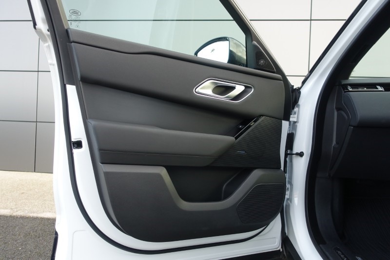 2025 (25) LAND ROVER RANGE ROVER VELAR 2.0 D200 MHEV Dynamic SE 5dr Auto 5078416