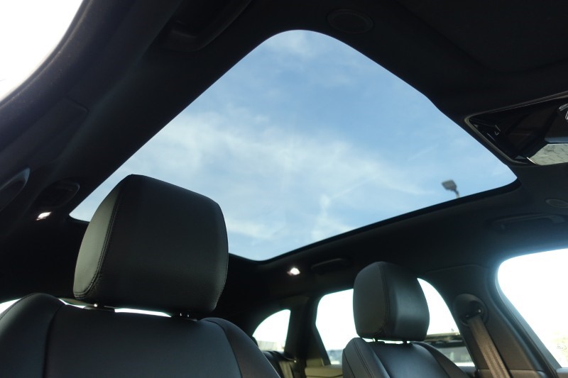 2025 (25) LAND ROVER RANGE ROVER VELAR 2.0 D200 MHEV Dynamic SE 5dr Auto 5078404