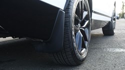 2025 (25) LAND ROVER RANGE ROVER VELAR 2.0 D200 MHEV Dynamic SE 5dr Auto 5078384