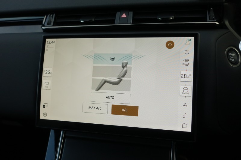 2025 (25) LAND ROVER RANGE ROVER VELAR 2.0 D200 MHEV Dynamic SE 5dr Auto 5078400