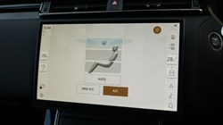 2025 (25) LAND ROVER RANGE ROVER VELAR 2.0 D200 MHEV Dynamic SE 5dr Auto 5078400