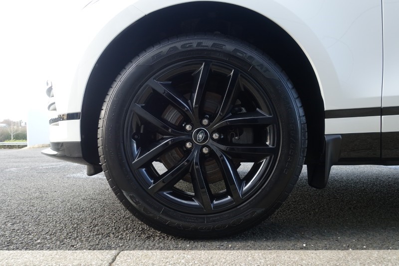 2025 (25) LAND ROVER RANGE ROVER VELAR 2.0 D200 MHEV Dynamic SE 5dr Auto 5078389