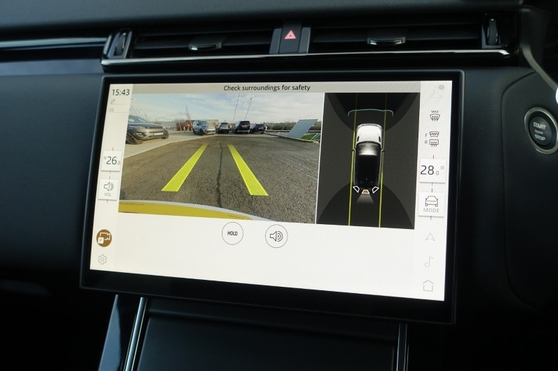 2025 (25) LAND ROVER RANGE ROVER VELAR 2.0 D200 MHEV Dynamic SE 5dr Auto 5078370