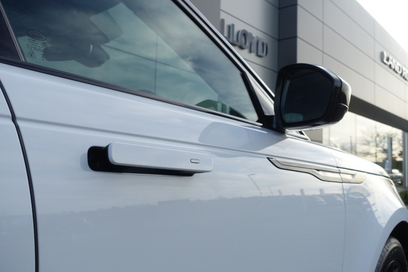 2025 (25) LAND ROVER RANGE ROVER VELAR 2.0 D200 MHEV Dynamic SE 5dr Auto 5078381