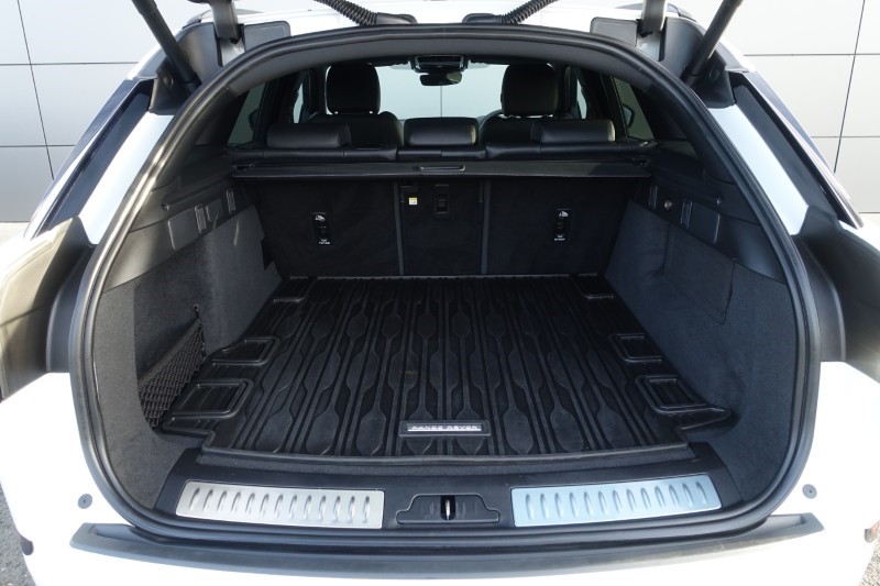 2025 (25) LAND ROVER RANGE ROVER VELAR 2.0 D200 MHEV Dynamic SE 5dr Auto 5078368