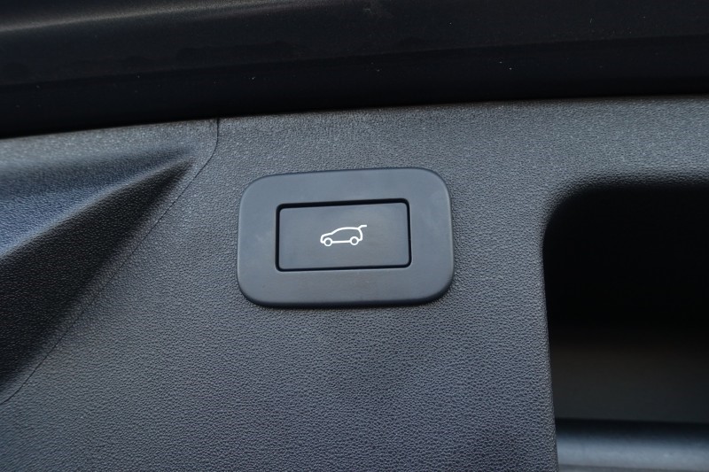 2025 (25) LAND ROVER DISCOVERY SPORT 2.0 D200 Dynamic HSE 5dr Auto [7 Seat] 4999179