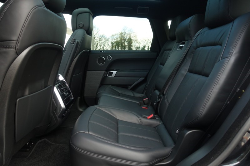 2022 (22) LAND ROVER RANGE ROVER SPORT 3.0 D300 HSE Silver 5dr Auto 5041089