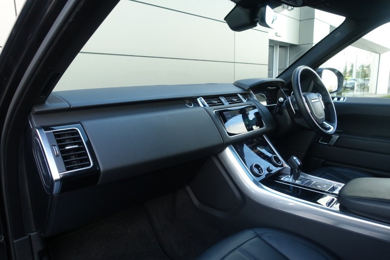 2022 (22) LAND ROVER RANGE ROVER SPORT 3.0 D300 HSE Silver 5dr Auto 5041144