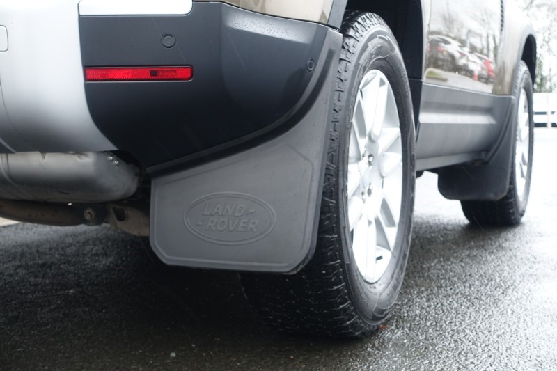 2024 (24) LAND ROVER COMMERCIAL DEFENDER 3.0 D250 Hard Top Auto [3 Seat] 5057710