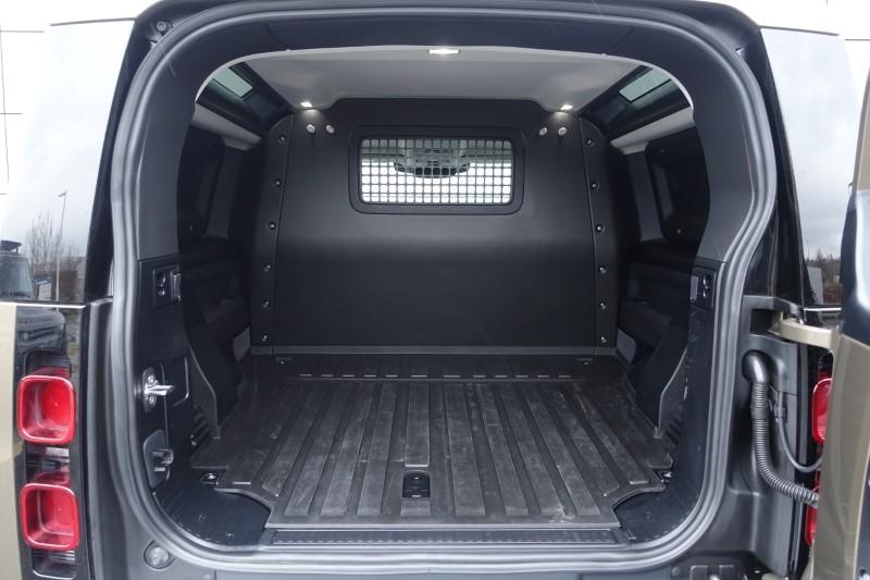 2024 (24) LAND ROVER COMMERCIAL DEFENDER 3.0 D250 Hard Top Auto [3 Seat] 5057697