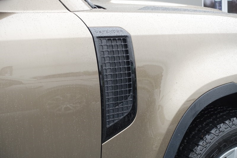 2024 (24) LAND ROVER COMMERCIAL DEFENDER 3.0 D250 Hard Top Auto [3 Seat] 5057707