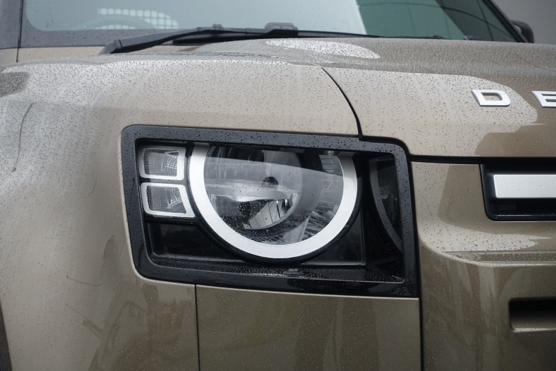 2024 (24) LAND ROVER COMMERCIAL DEFENDER 3.0 D250 Hard Top Auto [3 Seat] 5057704