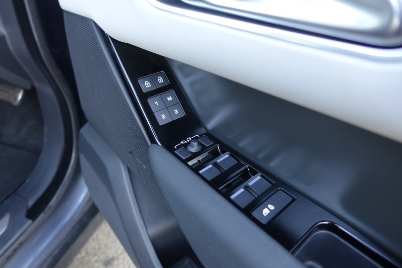 2024 (74) LAND ROVER RANGE ROVER VELAR 2.0 D200 MHEV Dynamic SE 5dr Auto 5134022