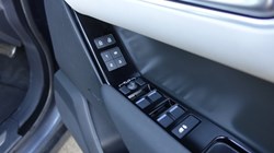 2024 (74) LAND ROVER RANGE ROVER VELAR 2.0 D200 MHEV Dynamic SE 5dr Auto 5134022