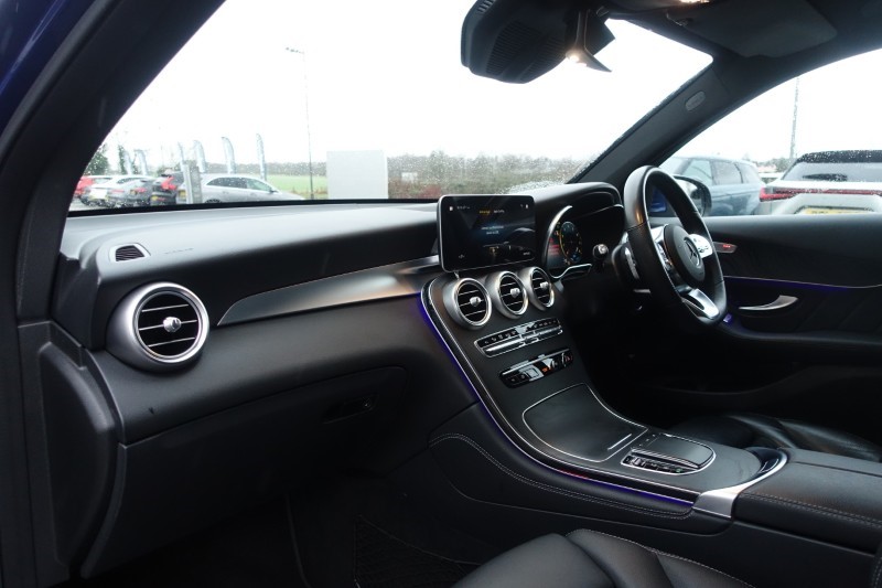 2019 (69) MERCEDES-BENZ GLC 300 4Matic AMG Line Premium 5dr 9G-Tronic 5035708