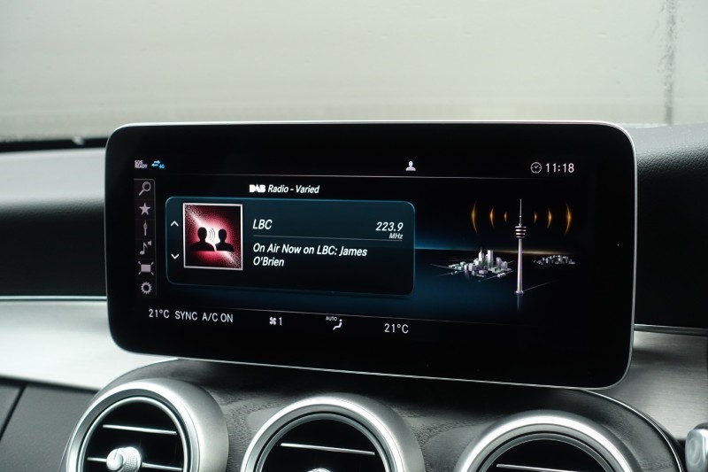 2020 (70) MERCEDES-BENZ C CLASS C200 AMG Line Premium 2dr 9G-Tronic 5034946