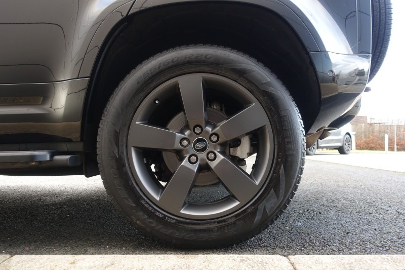 2023 (72) LAND ROVER DEFENDER 3.0 D250 X-Dynamic SE 110 5dr Auto 5062470