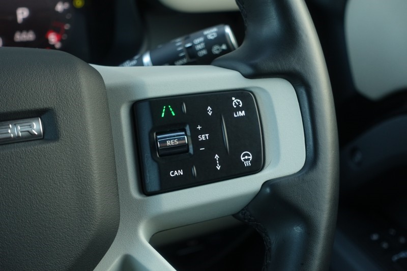 2023 (72) LAND ROVER DEFENDER 3.0 D250 X-Dynamic SE 110 5dr Auto 5062474