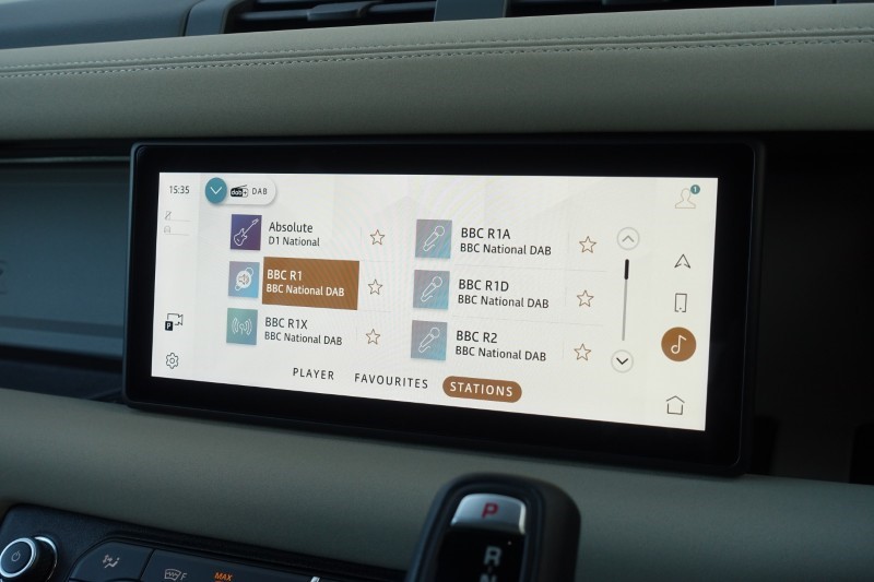 2023 (72) LAND ROVER DEFENDER 3.0 D250 X-Dynamic SE 110 5dr Auto 5062478