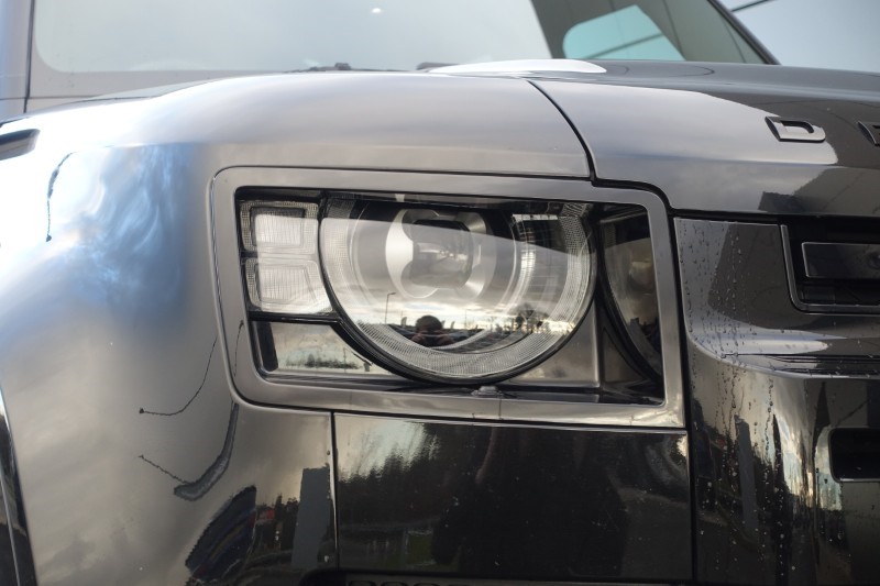 2023 (72) LAND ROVER DEFENDER 3.0 D250 X-Dynamic SE 110 5dr Auto 5062457