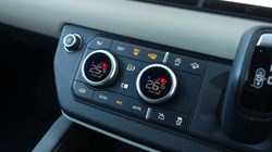 2023 (72) LAND ROVER DEFENDER 3.0 D250 X-Dynamic SE 110 5dr Auto 5062482