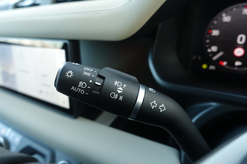 2023 (72) LAND ROVER DEFENDER 3.0 D250 X-Dynamic SE 110 5dr Auto 5062476