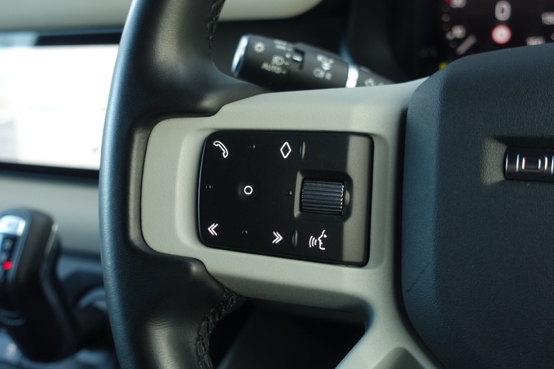 2023 (72) LAND ROVER DEFENDER 3.0 D250 X-Dynamic SE 110 5dr Auto 5062477