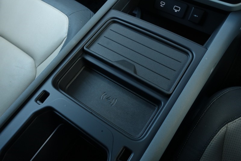 2023 (72) LAND ROVER DEFENDER 3.0 D250 X-Dynamic SE 110 5dr Auto 5062483