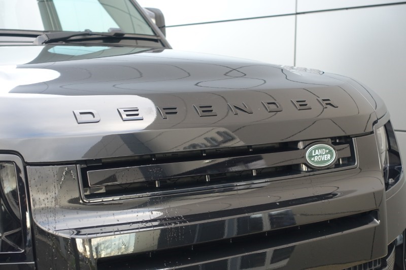 2023 (72) LAND ROVER DEFENDER 3.0 D250 X-Dynamic SE 110 5dr Auto 5062461