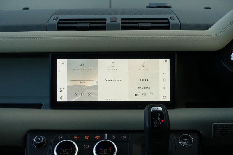 2023 (72) LAND ROVER DEFENDER 3.0 D250 X-Dynamic SE 110 5dr Auto 5062454