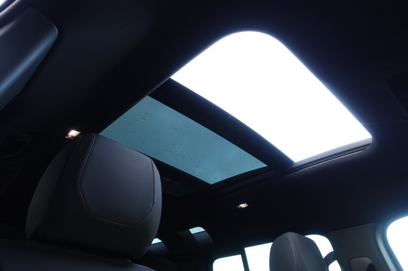 2023 (72) LAND ROVER DEFENDER 3.0 D250 X-Dynamic SE 110 5dr Auto 5062486