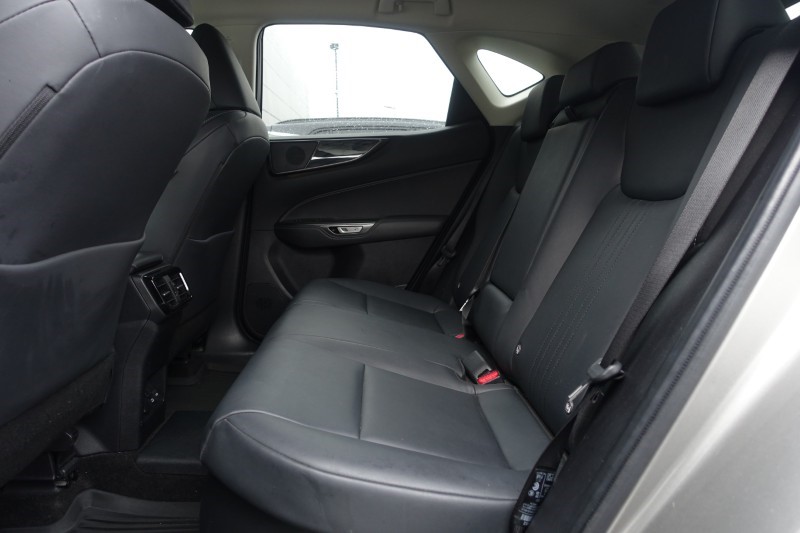 2022 (72) LEXUS NX 450h PLUS 2.5 5dr E-CVT [Premium Pack] 5058045