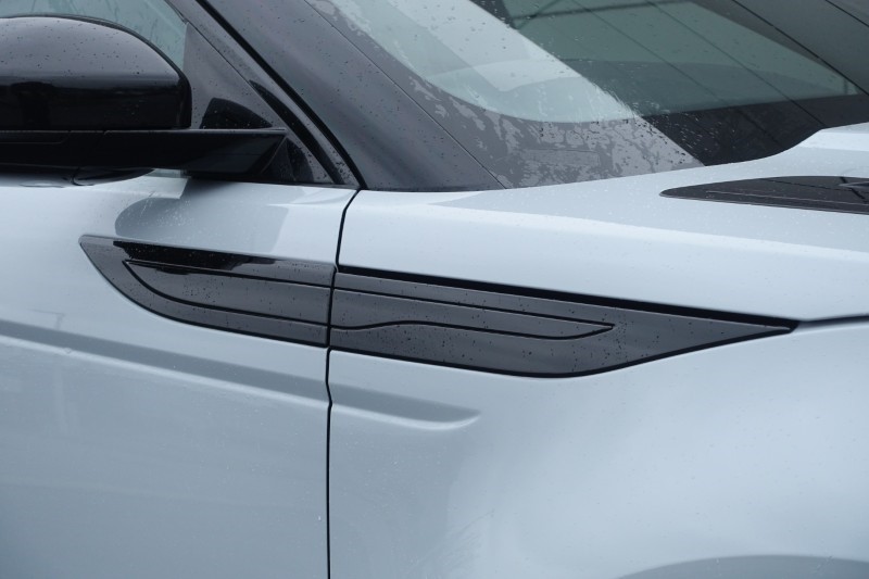 2024 (73) LAND ROVER RANGE ROVER EVOQUE 1.5 P300e Dynamic HSE 5dr Auto 5060736