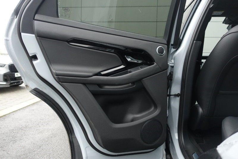 2024 (73) LAND ROVER RANGE ROVER EVOQUE 1.5 P300e Dynamic HSE 5dr Auto 5060775