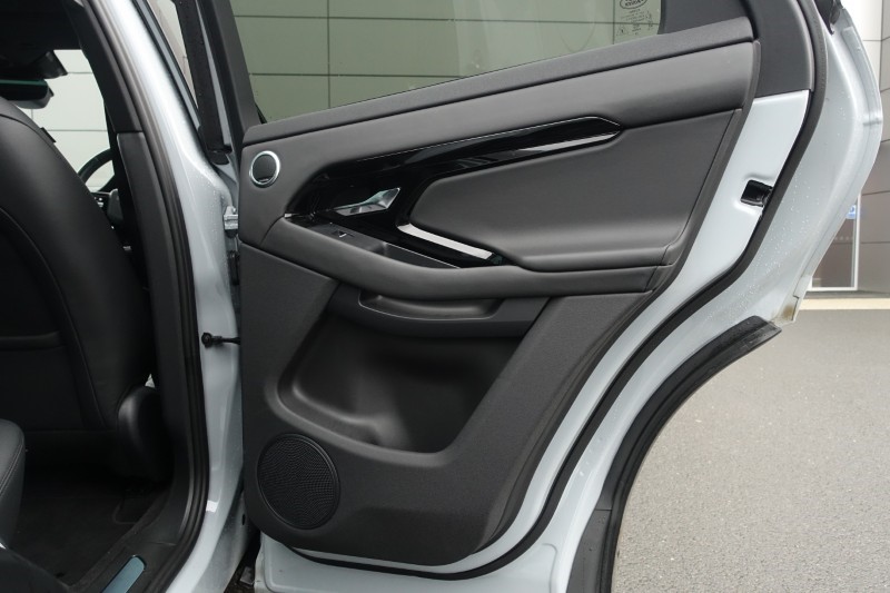 2024 (73) LAND ROVER RANGE ROVER EVOQUE 1.5 P300e Dynamic HSE 5dr Auto 5060771