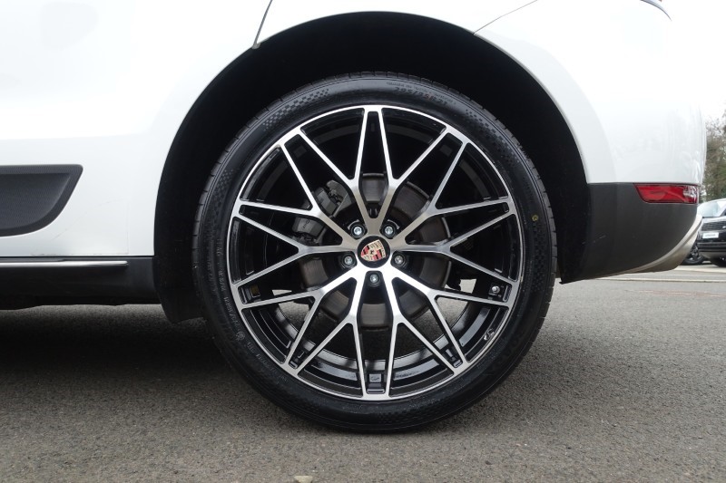 2020 (70) PORSCHE MACAN S 5dr PDK 5090480