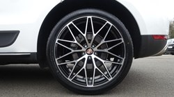 2020 (70) PORSCHE MACAN S 5dr PDK 5090480