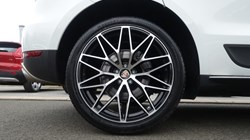 2020 (70) PORSCHE MACAN S 5dr PDK 5090475