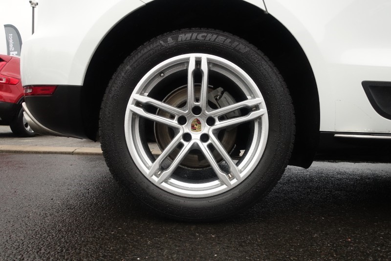 2020 (70) PORSCHE MACAN S 5dr PDK 5034490