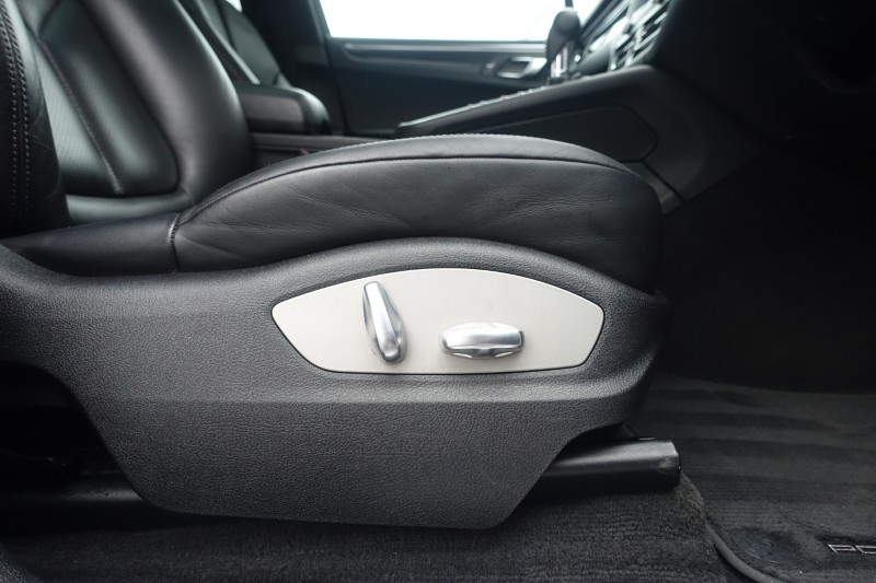 2020 (70) PORSCHE MACAN S 5dr PDK 5034513