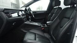 2020 (70) PORSCHE MACAN S 5dr PDK 5034466