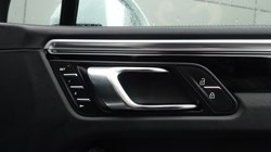 2020 (70) PORSCHE MACAN S 5dr PDK 5034516