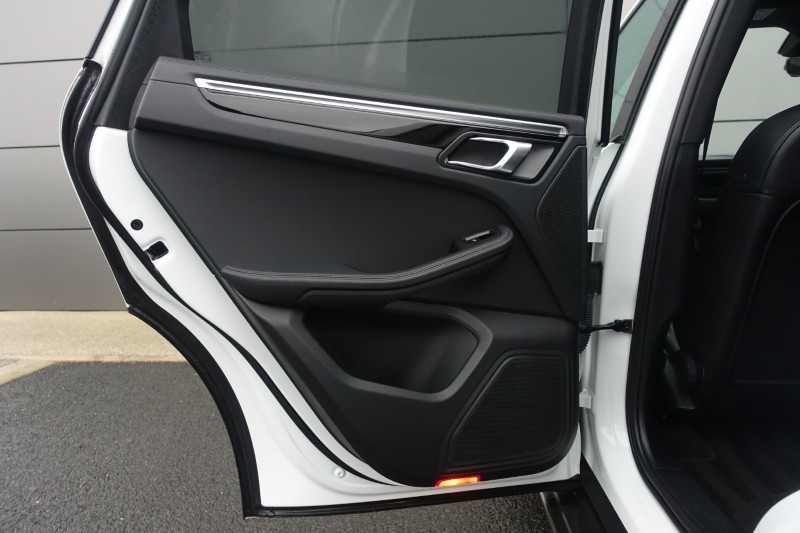 2020 (70) PORSCHE MACAN S 5dr PDK 5034521