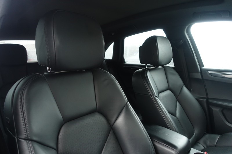 2020 (70) PORSCHE MACAN S 5dr PDK 5034511