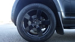 2024 (74) LAND ROVER DEFENDER 3.0 D250 X-Dynamic SE 90 3dr Auto 5129869