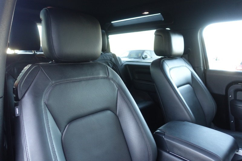 2024 (74) LAND ROVER DEFENDER 3.0 D250 X-Dynamic SE 90 3dr Auto 5129886